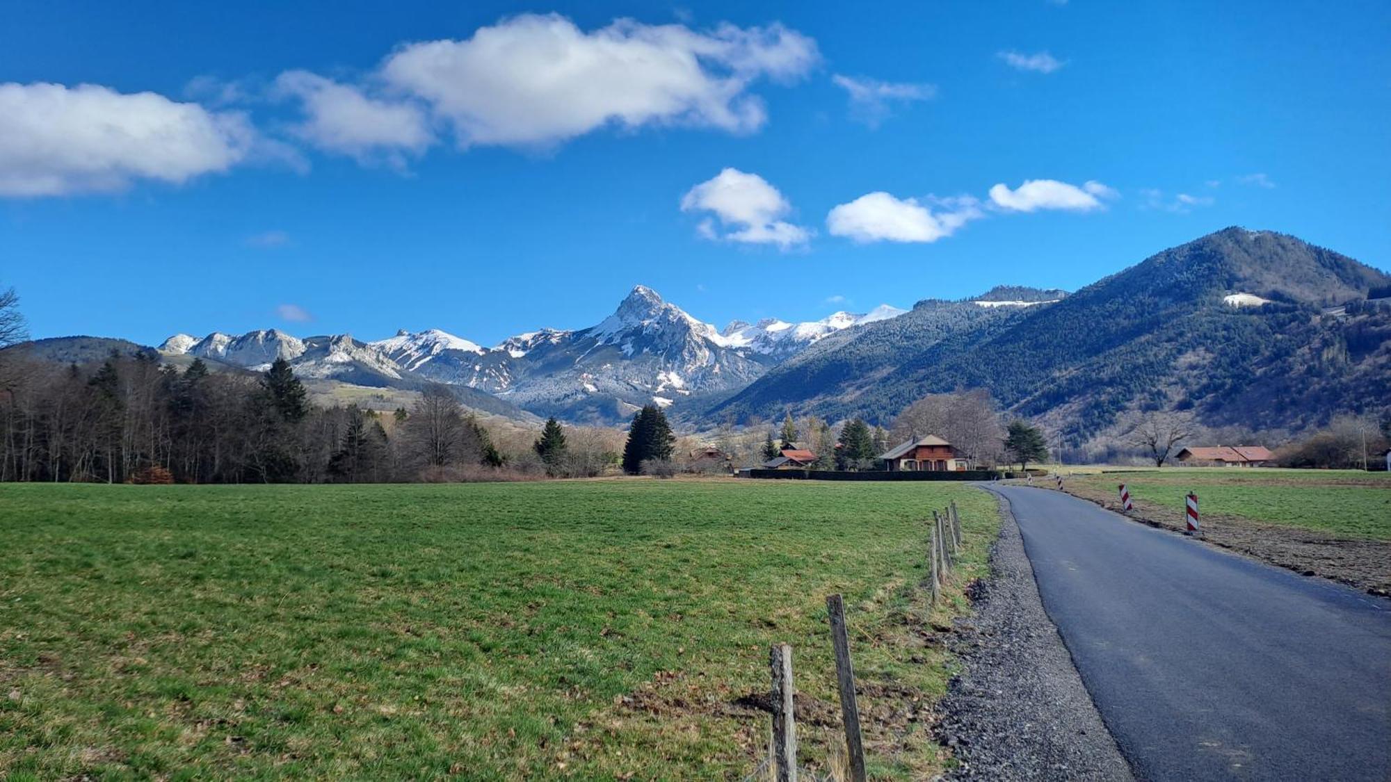 Maison D'Hotes Des Bassins D'Oche Saint-Paul-en-Chablais Eksteriør bilde